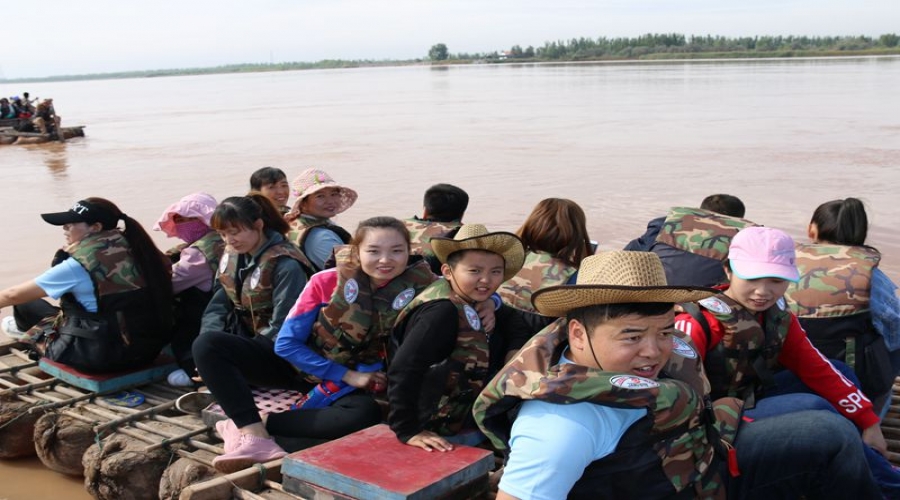 晶潤老油翁戶外拓展活動