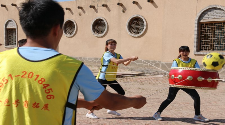 晶潤(rùn)老油翁戶外拓展活動(dòng)